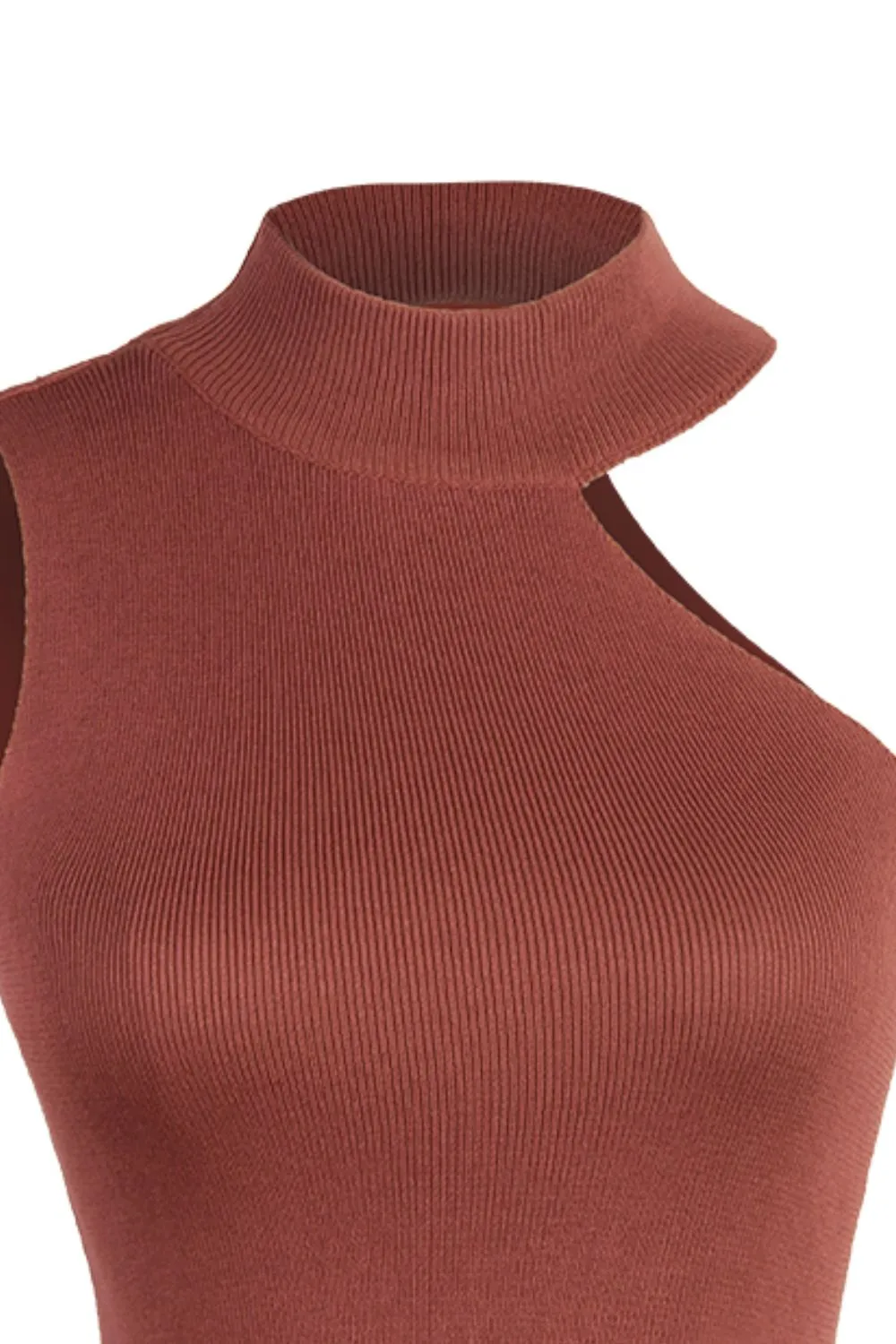 *APP EXCLUSIVE* Asymmetrical Sleeveless Rib-Knit Top