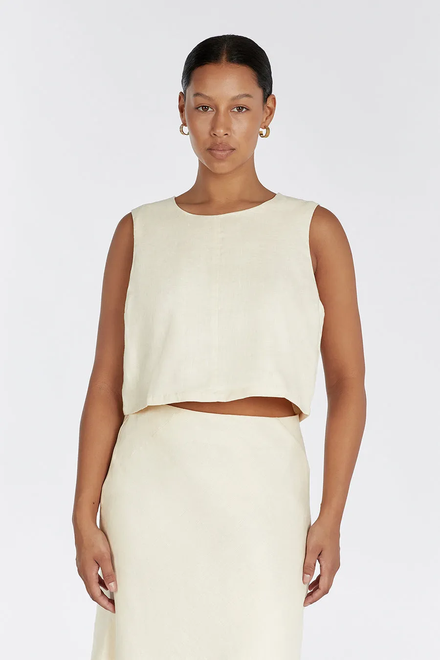 MONICA BUTTERMILK SCOOP LINEN CROP TOP