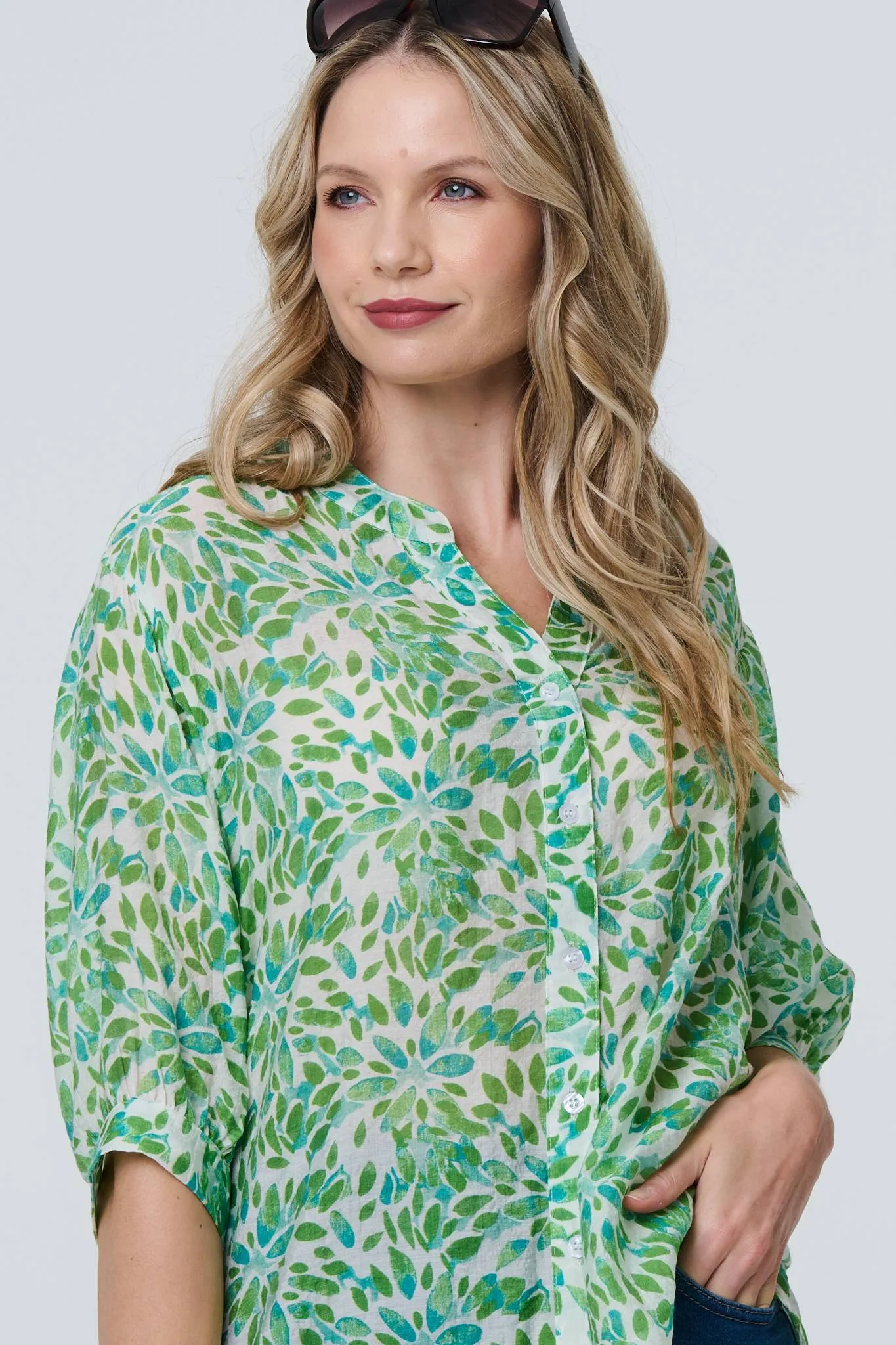 Printed 3/4 Turn-Up Sleeve Collarless Blouse