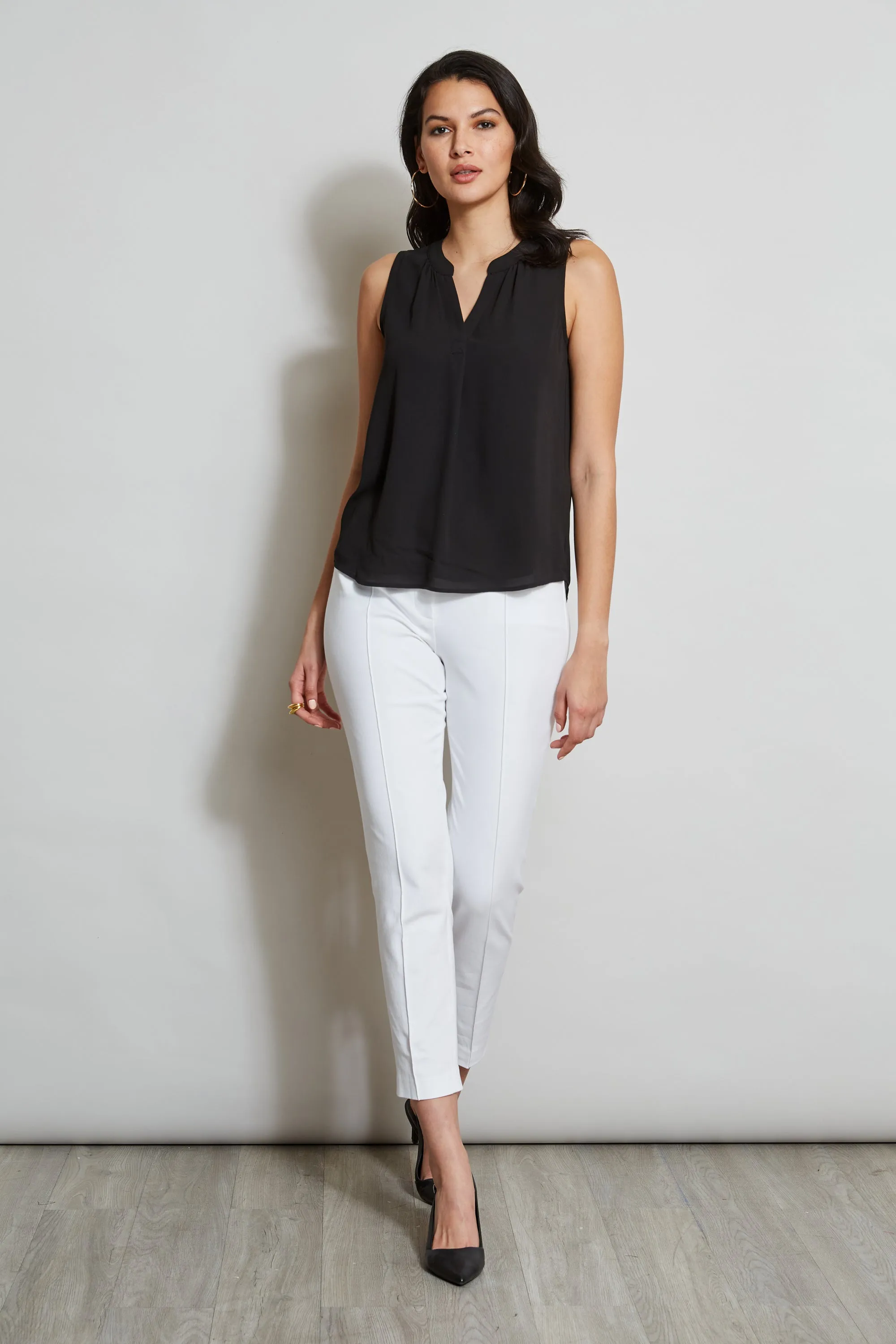 T-Tahari Sleeveless Split Neck Shirt